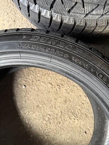 245: Комплект зимних шин Dunlop (4 шт.) - Размер: 245/45 RF20 - Индекс — 4