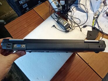 Fujitsu: Intel Celeron, 2 GB OZU, 15.4 " na lalafo.rs — 8 Fujitsu: Intel Celeron, 2 GB OZU, 15.4 " — 8