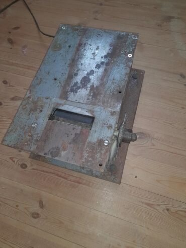 Digər mişarlar: Masaüstü dairəvi mişar qurğusu (özəl yığım) - Metal karkaslı — 19