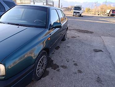 hongqi e: Volkswagen Vento: 1996 г., 1.8 л, Механика, Бензин, Седан — 5
