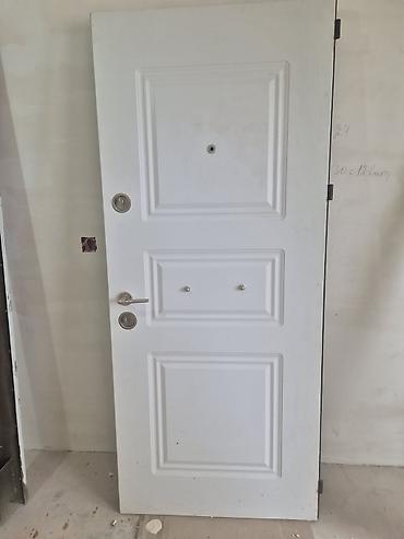 Qapılar və aksessuarlar: Dəmir təhlükəsizlik qapısı və qutu dəsti - Material: möhkəm metal — 3