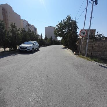 xacmazda kirayə evlər: Hökməli dairəsi, Çiçək gəsəbəsində binaların girişində 3 ildir işləyən