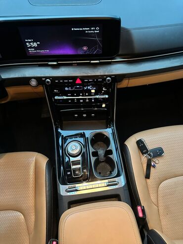 Kia: Kia Carnival: 2021 г., 2.2 л, Автомат, Дизель, Минивэн — 18