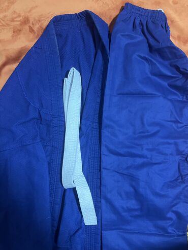 спортивное оборудование: Брючный костюм, Прямые, Made in KG, Хлопок, Осень-весна