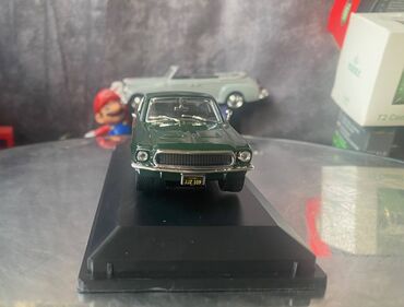 Avtomobil modelləri: Коллекционная модель Ford Mustang GT Bullit darkgreen 1968 Steve — 13
