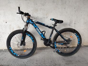 Şəhər velosipedləri: Dağ velosipedi Adidas, 26"