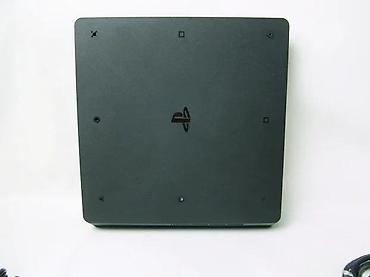 pc beograd: U ponudi je Sony PlayStation 4 Slim 1TB. Stanje: odlično očuvana — 6