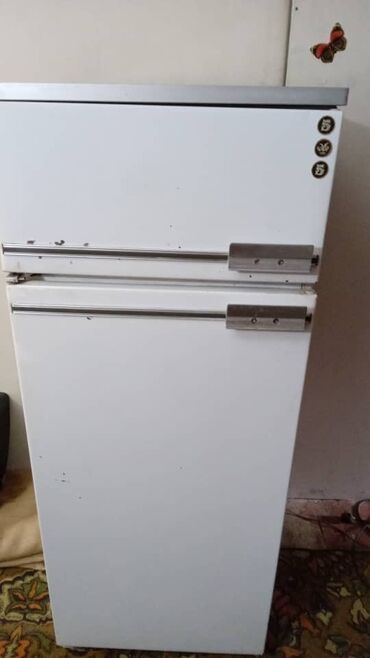 холодильный стол: Холодильник Б/у, Двухкамерный, 60 * 150 * 45