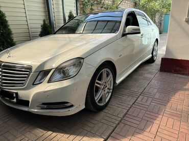 ищу мерс: Mercedes-Benz E-Class: 2010 г., 1.8 л, Автомат, Бензин, Седан