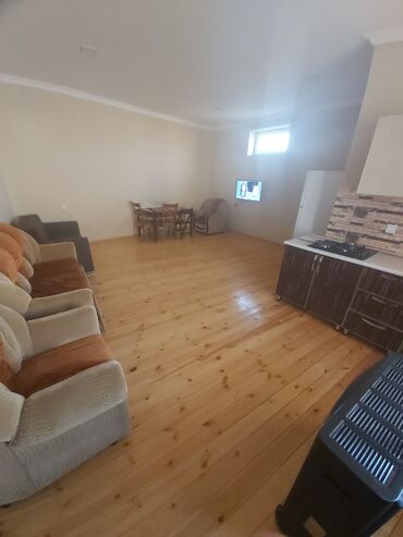 Uzunmüddətli kirayə mənzillər: Tecili Mestaga Cileger 2 de otaqli temirli ici eşyali Adelni heyet evi — 2