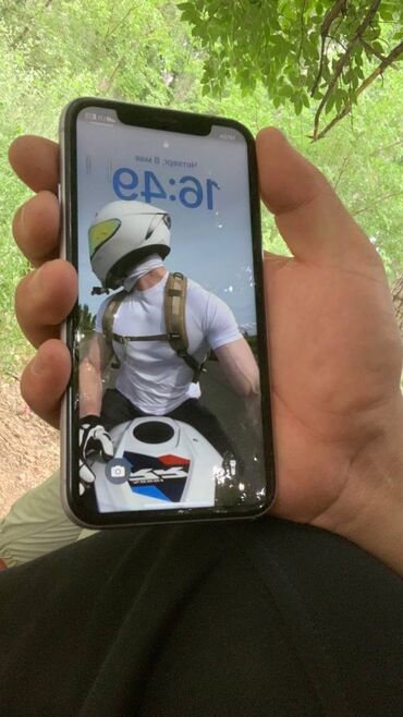 Apple iPhone: IPhone 11, Б/у, 128 ГБ, Старлайт, 84 %