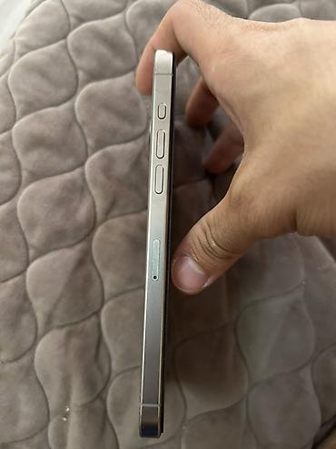 ayfon ekrani: IPhone 15 Pro, Natural Titanium, Face ID — 5
