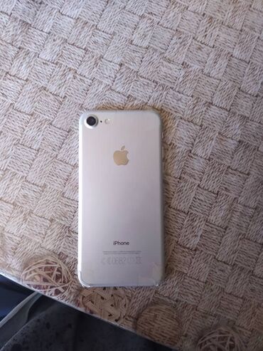 Мобильные телефоны: IPhone 7, Б/у, 128 ГБ, Серебристый, Кабель, Чехол, 100 %