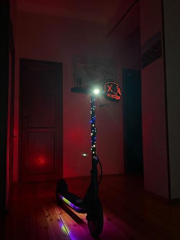 gitara kabel: Elektrik skuteri – LED işıq bəzəyi və ön projektorlu Heçbir problemi — 3