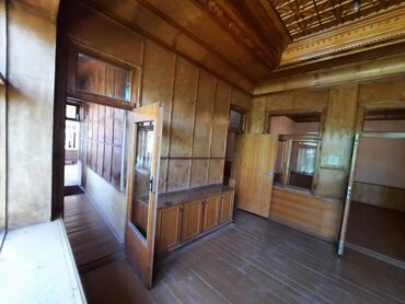 Продажа домов: Дом, 200 м², 12 комнат, Собственник, Старый ремонт at lalafo.kg — 8 Продажа домов: Дом, 200 м², 12 комнат, Собственник, Старый ремонт — 8