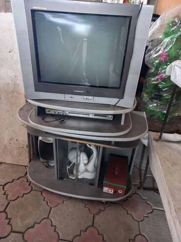 телевизор ремонт: Рабочий телевизор+ тумбочка