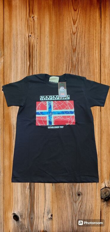 Majice: Muška majica Regular fit Materijal pamuk sa elastinom Veličine na na lalafo.rs — 25 Majice: Muška majica Regular fit Materijal pamuk sa elastinom Veličine na — 25