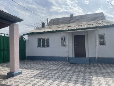 продаю дом в центре города бишкек: 60 м², 4 комнаты, Свежий ремонт Без мебели