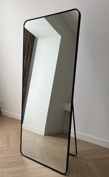 зеркала на заказ: Продается зеркало Размер: высота 170 см, ширина 70 см Состояние