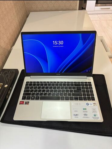 Ноутбуки: Ноутбук, Tecno, 16 ГБ ОЗУ, AMD Ryzen 7, 15.6 ", Б/у, Для несложных задач, память HDD + SSD