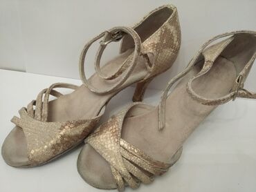 обувь для танцев: Туфли 36, цвет - Бежевый