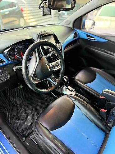 usb carplay: Chevrolet Spark: 2017 г., Автомат, Бензин, Хэтчбэк — 5