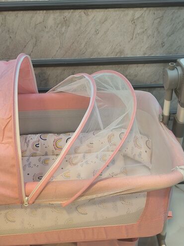 Beşiklər: Qız üçün, Yeni, Beşik, Yellənmə mexanizm ilə — 12