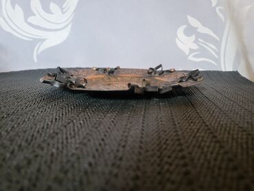 Ostali kućni dekor: Bakarni stari tanjir za zid. bez ostecenja. Precnik. 14,5cm. Grad — 7