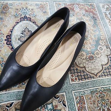 Туфли: Туфли-лодочки Clarks Adela Court - Цвет: черный (Black Leather) - — 1