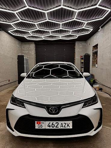 byd ev: Toyota Corolla: 2024 г., 1.8 л, Вариатор, Гибрид, Седан — 1