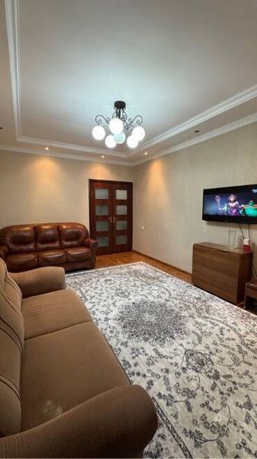 квартира керек васток5: 2 комнаты, 51 м², 105 серия, 3 этаж, Евроремонт