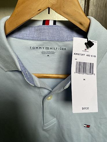 топсайдеры мужские: Мужская футболка, M, Tommy Hilfiger, Новый, цвет - Голубой, Самовывоз — 2