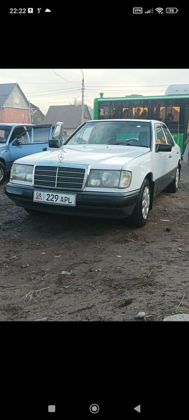 мерседес бенс универсал 124: Mercedes-Benz W124: 1989 г., 2 л, Механика, Бензин, Седан