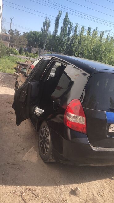 Honda: Honda Fit: 2002 г., 1.3 л, Вариатор, Бензин
