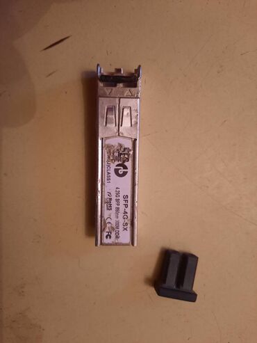 Modemi, ruteri i mrežni uređaji: SFP- 4G-SX 4.25G SFP 850nm 300M DDM
Stanje sa slika — 13