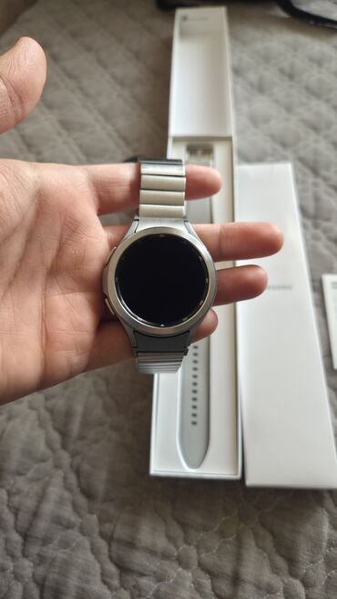 Smart saatlar: İşlənmiş, Smart saat, Samsung, Sensor ekran, rəng - Gümüşü -da lalafo.az — 6 Smart saatlar: İşlənmiş, Smart saat, Samsung, Sensor ekran, rəng - Gümüşü — 6