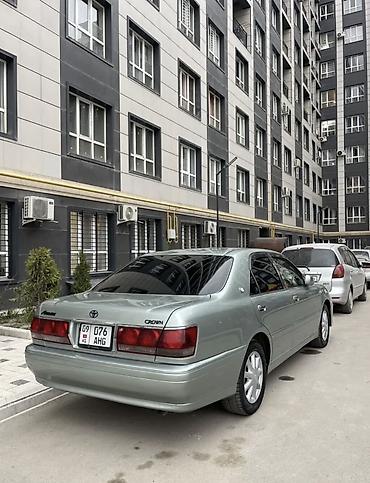 Продажа авто: Toyota Crown: 2002 г., 2.5 л, Автомат, Бензин, Седан — 7