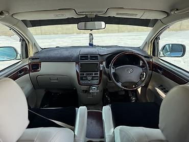 Toyota: Toyota Ipsum: 2003 г., 2.4 л, Автомат, Бензин, Минивэн — 7