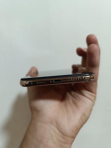 16 pro max gold: IPhone Xs Max, 64 GB, Qızılı — 5