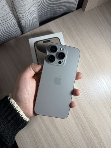 как получить айфон бесплатно: IPhone 15 Pro, Б/у, 256 ГБ, Natural Titanium, Зарядное устройство, Защитное стекло, Чехол, 83 %