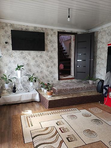 Продажа коттеджей и домов: Продаю 2 ет дом 🏠 ж/м Ак бата Адилет конушу участок 4 соток всё — 5