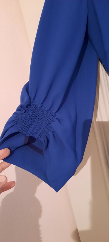 Ziyafət donları: Hamsı brend mallardı.Baha alınıb.hərəsi 1-2dəfə geyinilib — 22