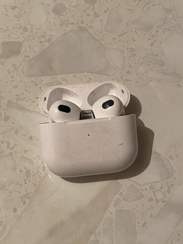 AirPods #6