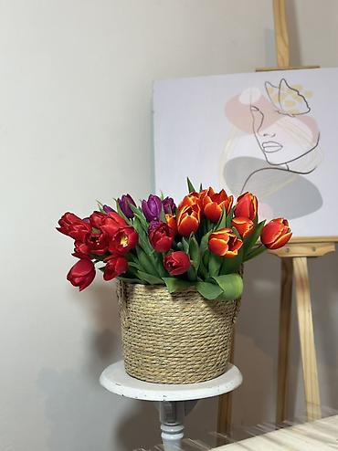 Букеты из живых цветов: Букет тюльпанов “Микс” - Состав: тюльпаны премиум-класса в яркой — 3