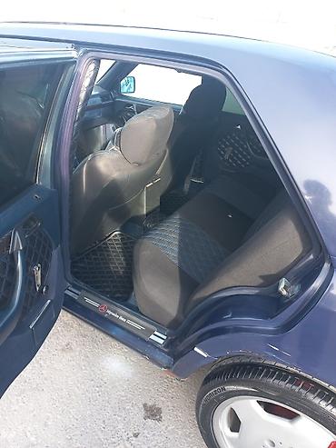 Mercedes-Benz: Mercedes-Benz E 220: 2.2 l | 1994 il Sedan — 12