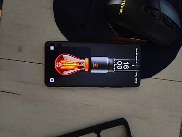 Samsung: A 52s odlično stanje 6/128 gb Prefektno ocuvan stanje 9.7 sa — 3