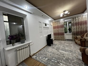 помещение для кухни: 3 комнаты, 105 м², Индивидуалка, 1 этаж, Косметический ремонт