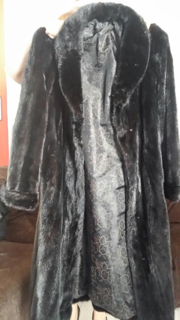 παλτο: Πωλείται γυναικεία γούνα "ΒΙΖΟΝ" σέ άριστη κατάσταση, σάν καινούρια