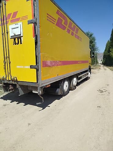 Volvo FH12 380 — бортовой фургон (изотермический/тент-жолтый тип — 4