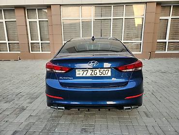 hammer 2: Hyundai Elantra: 2 l | 2017 il Sedan — 3